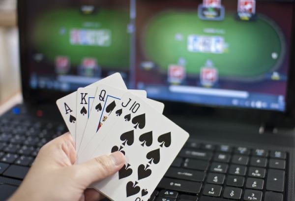 BOZ138 pasang taruhan live betting sepak bola odds real-time pasar lengkap Indonesia